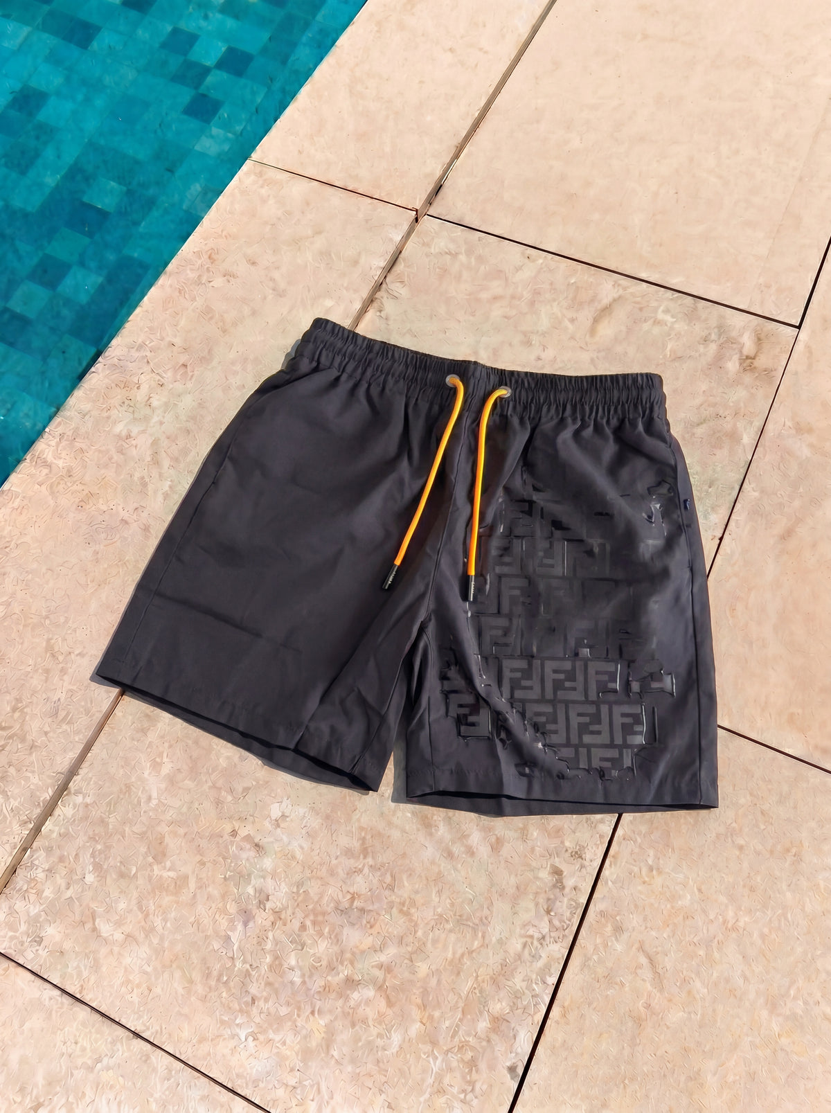 Short avec Motif "F" Réactif - cordon orange